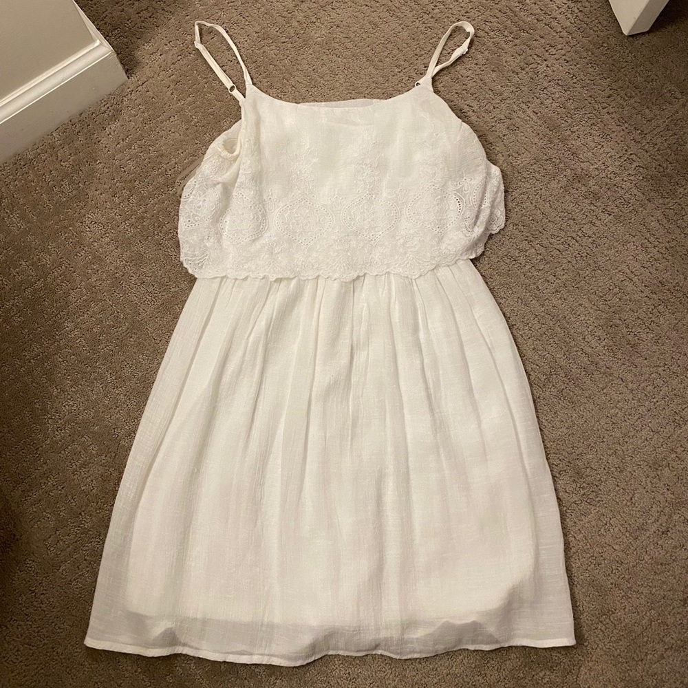 White lace dress